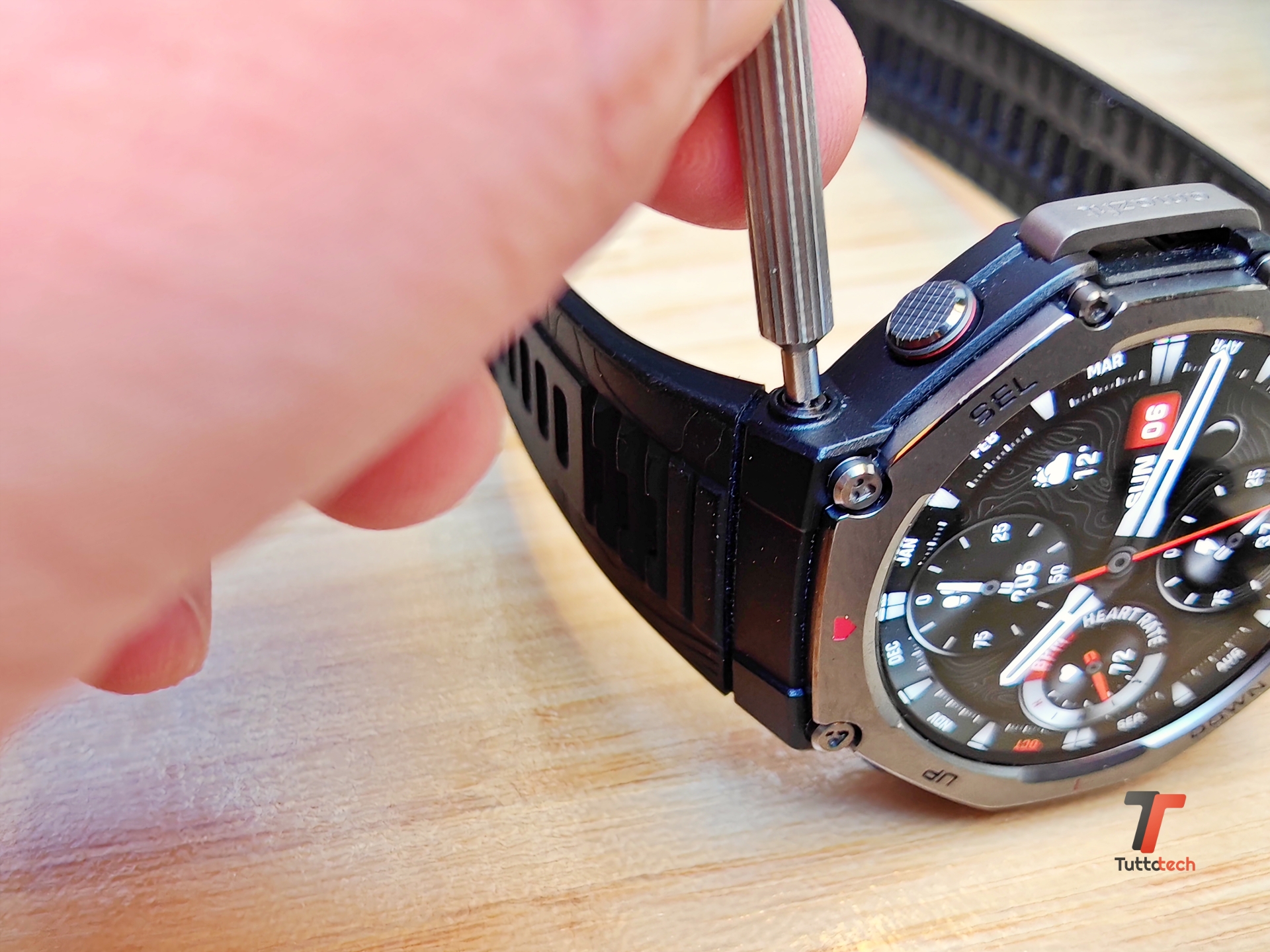 Recensione Amazfit T-Rex 3, completo e con un'autonomia strepitosa 15